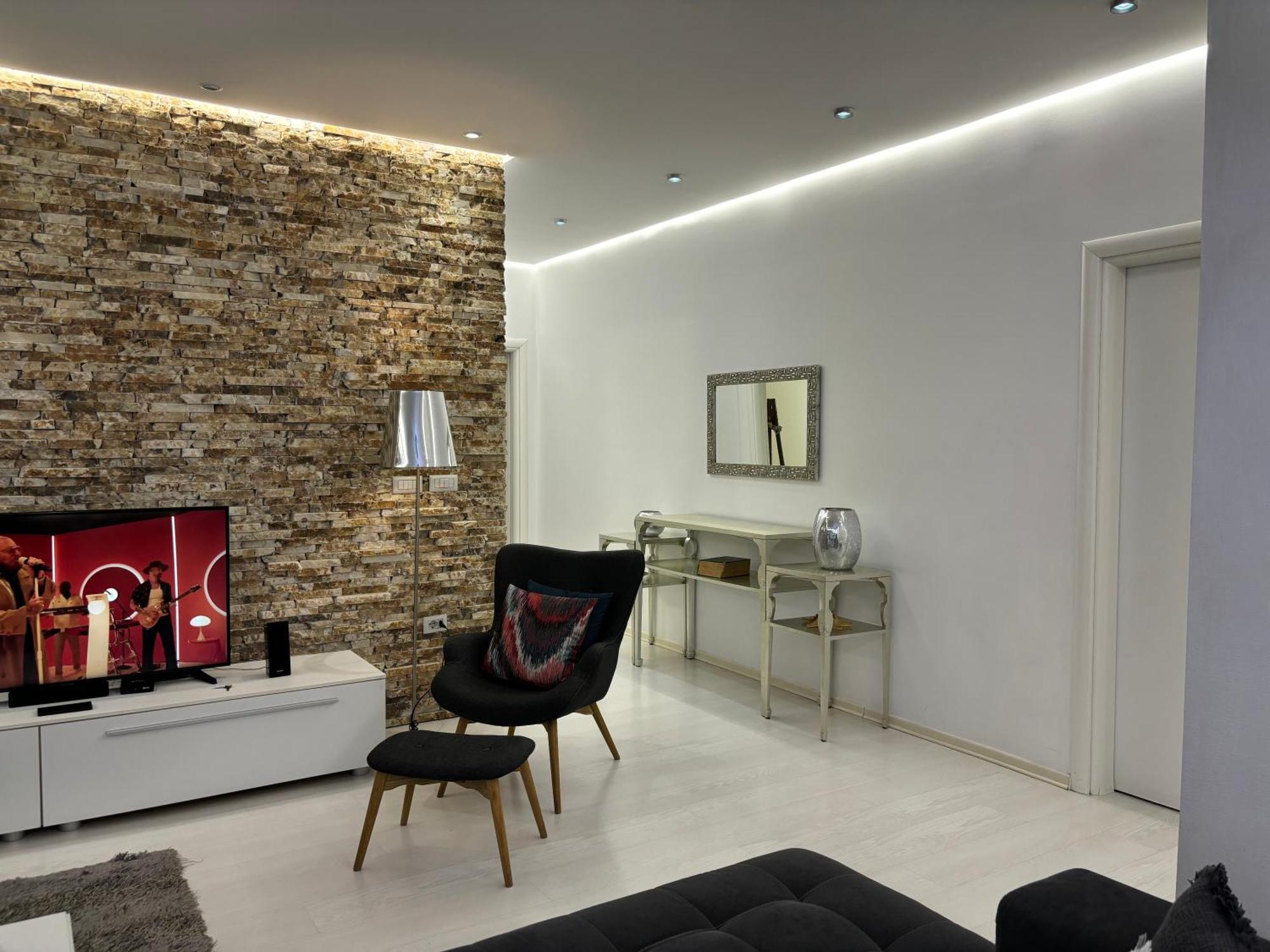 Tam Serviced 2Bdr Apartment City Center No6 Tirana Exteriér fotografie