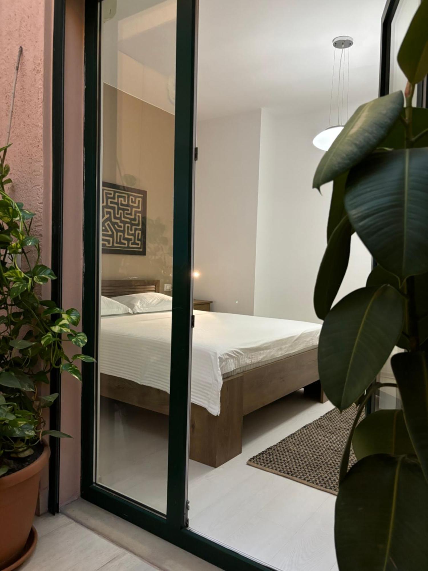 Tam Serviced 2Bdr Apartment City Center No6 Tirana Exteriér fotografie