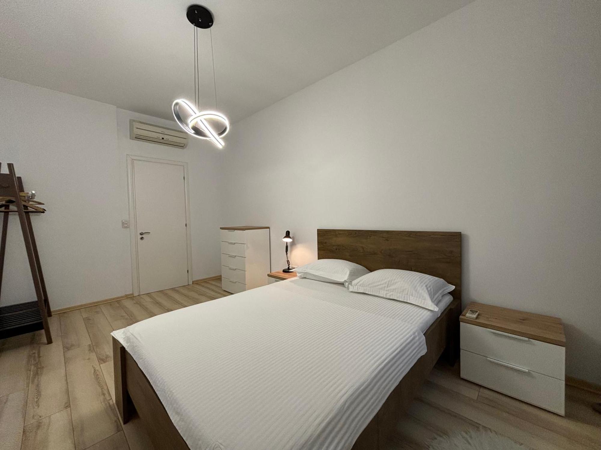 Tam Serviced 2Bdr Apartment City Center No6 Tirana Exteriér fotografie